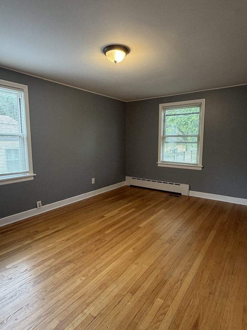 1024 S Wolf Road Property Photo 6