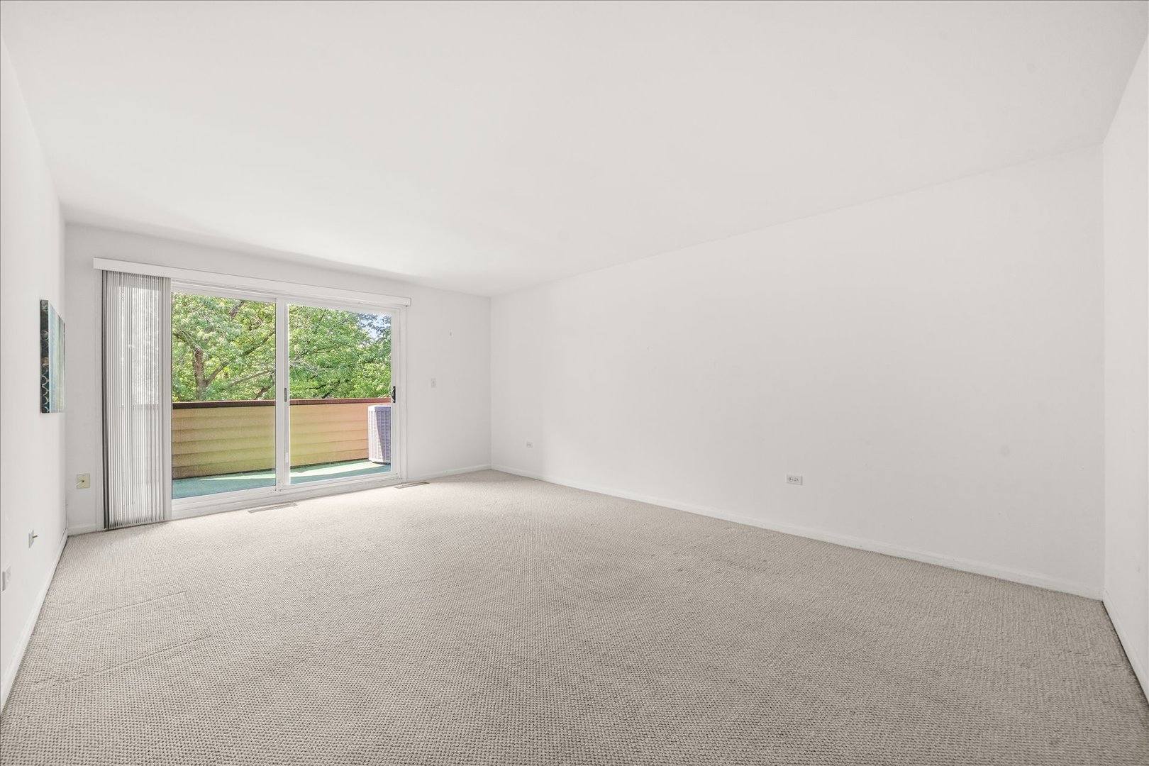 1730 W Galena Boulevard 304e Property Photo 3