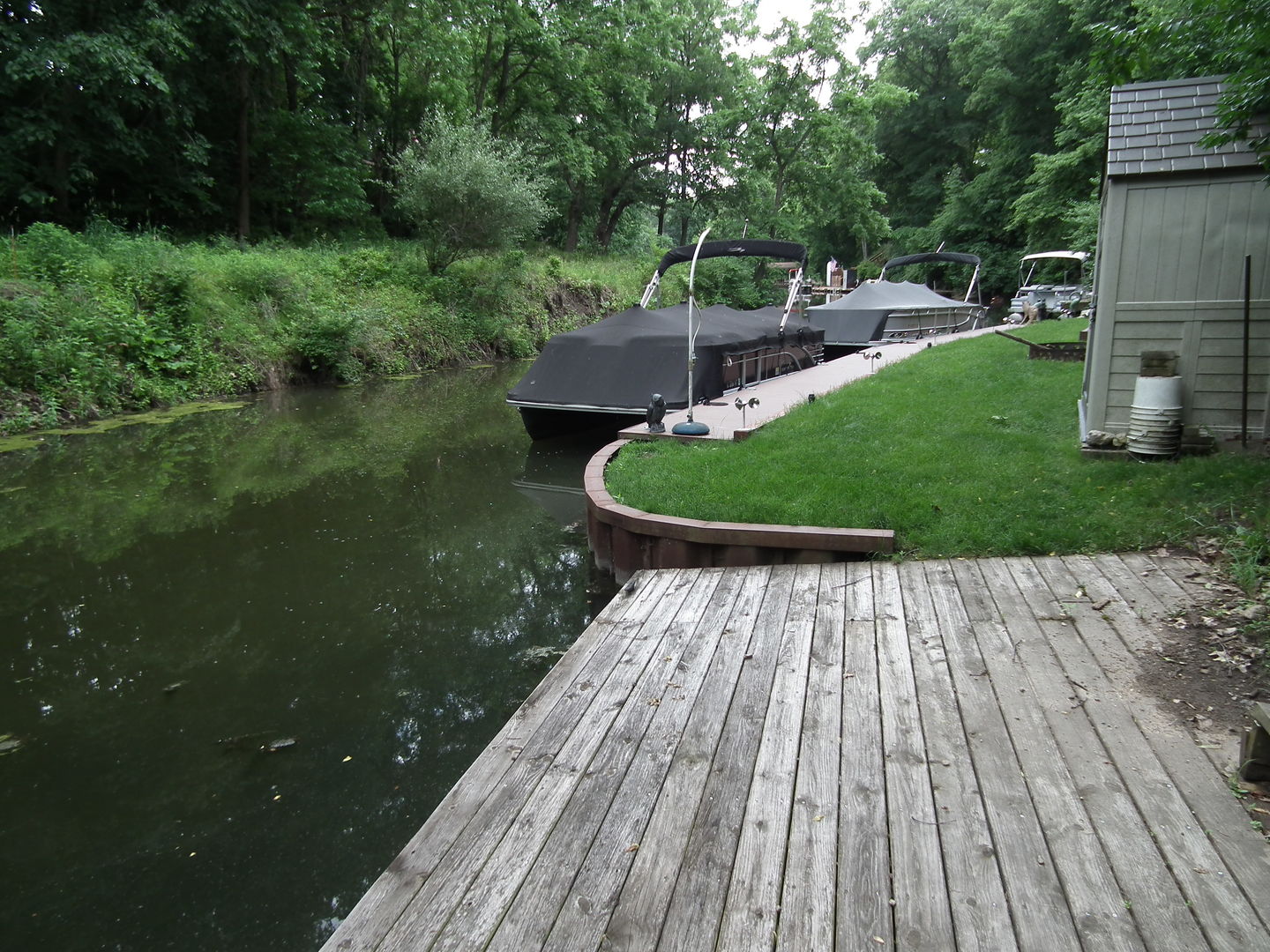 18 Sheridan Drive Property Photo 11