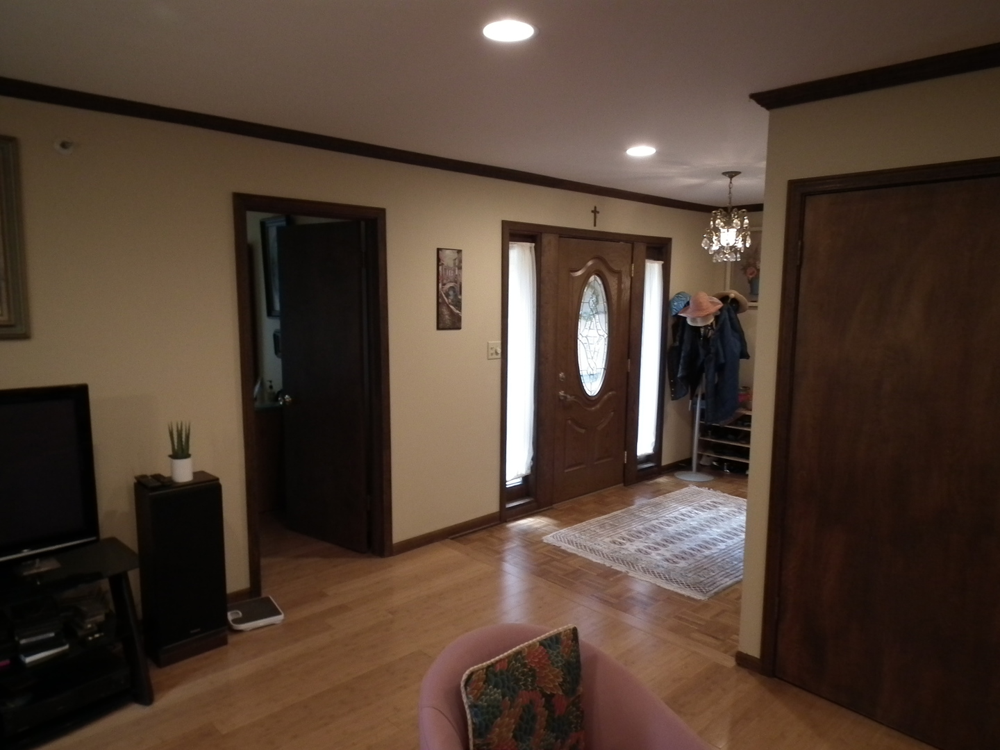 18 Sheridan Drive Property Photo 13
