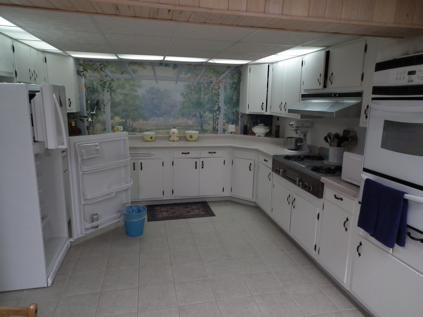 18 Sheridan Drive Property Photo 35