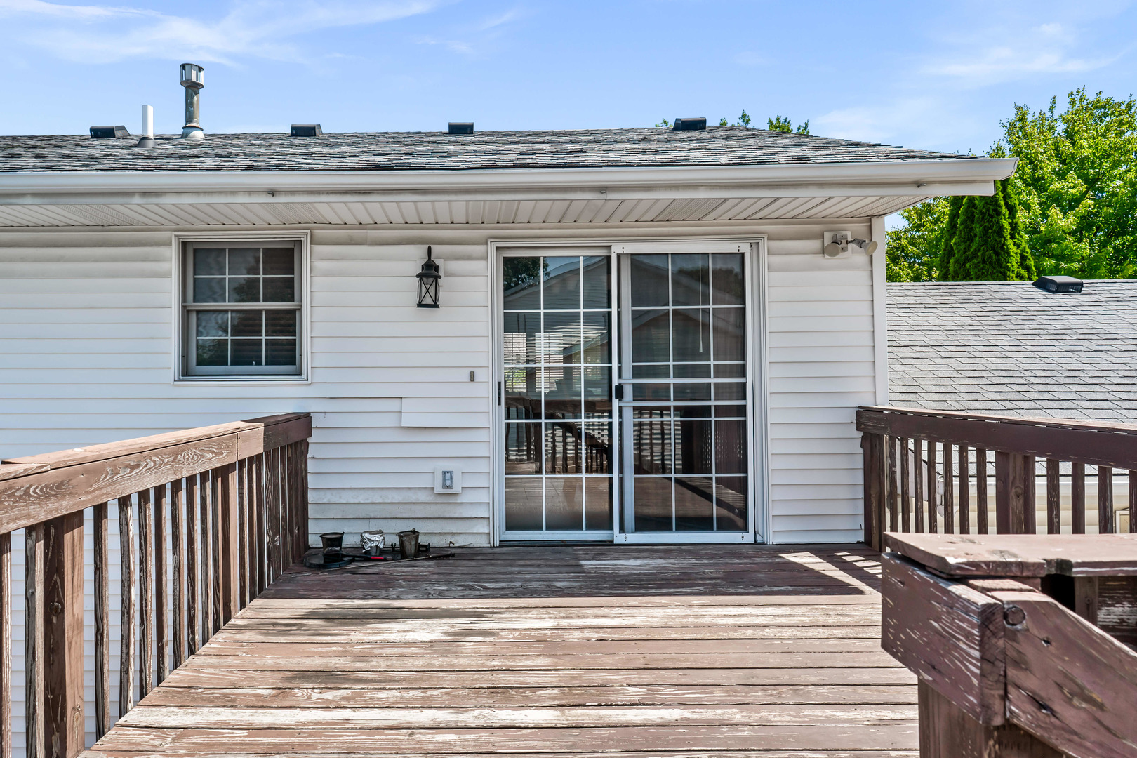 2102 Pacific Avenue Property Photo 4