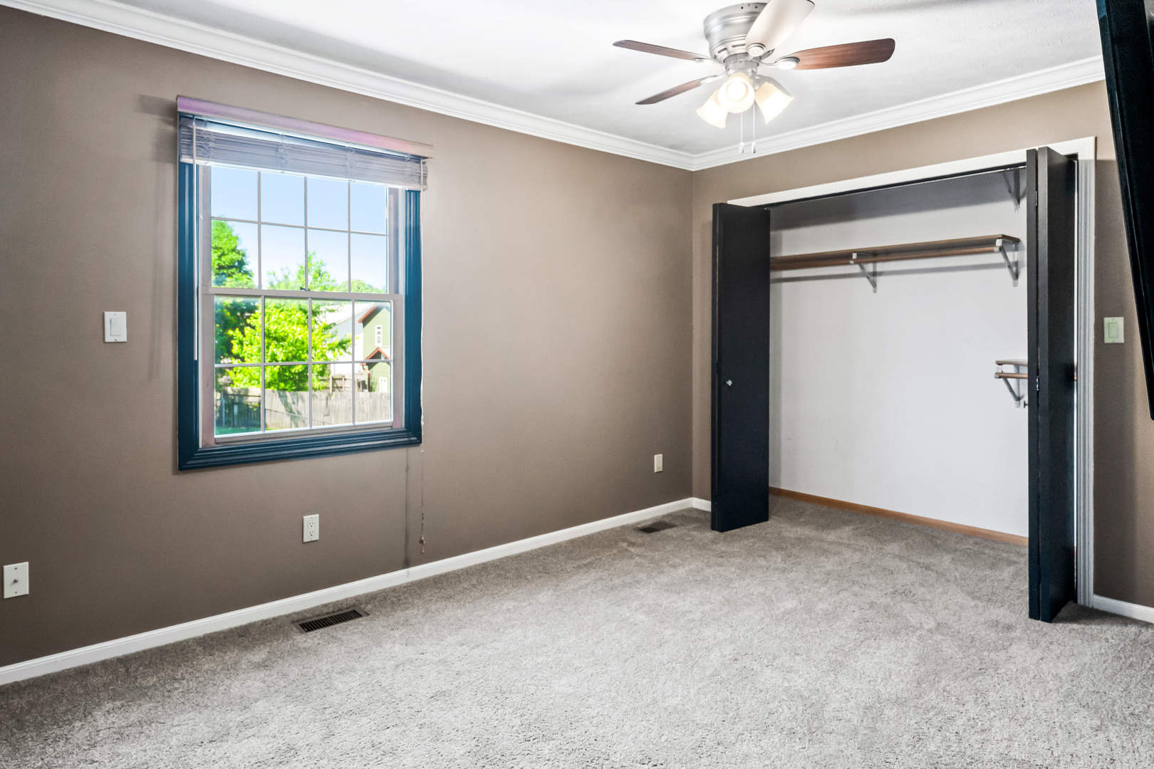2102 Pacific Avenue Property Photo 15