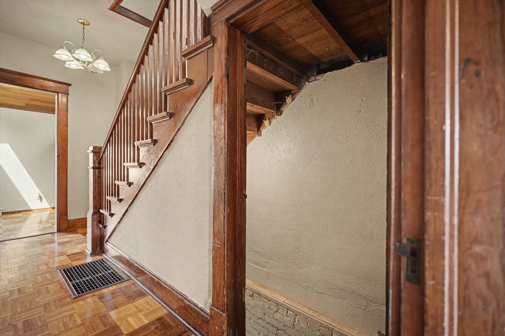 222 S Sangamon Avenue Property Photo 34