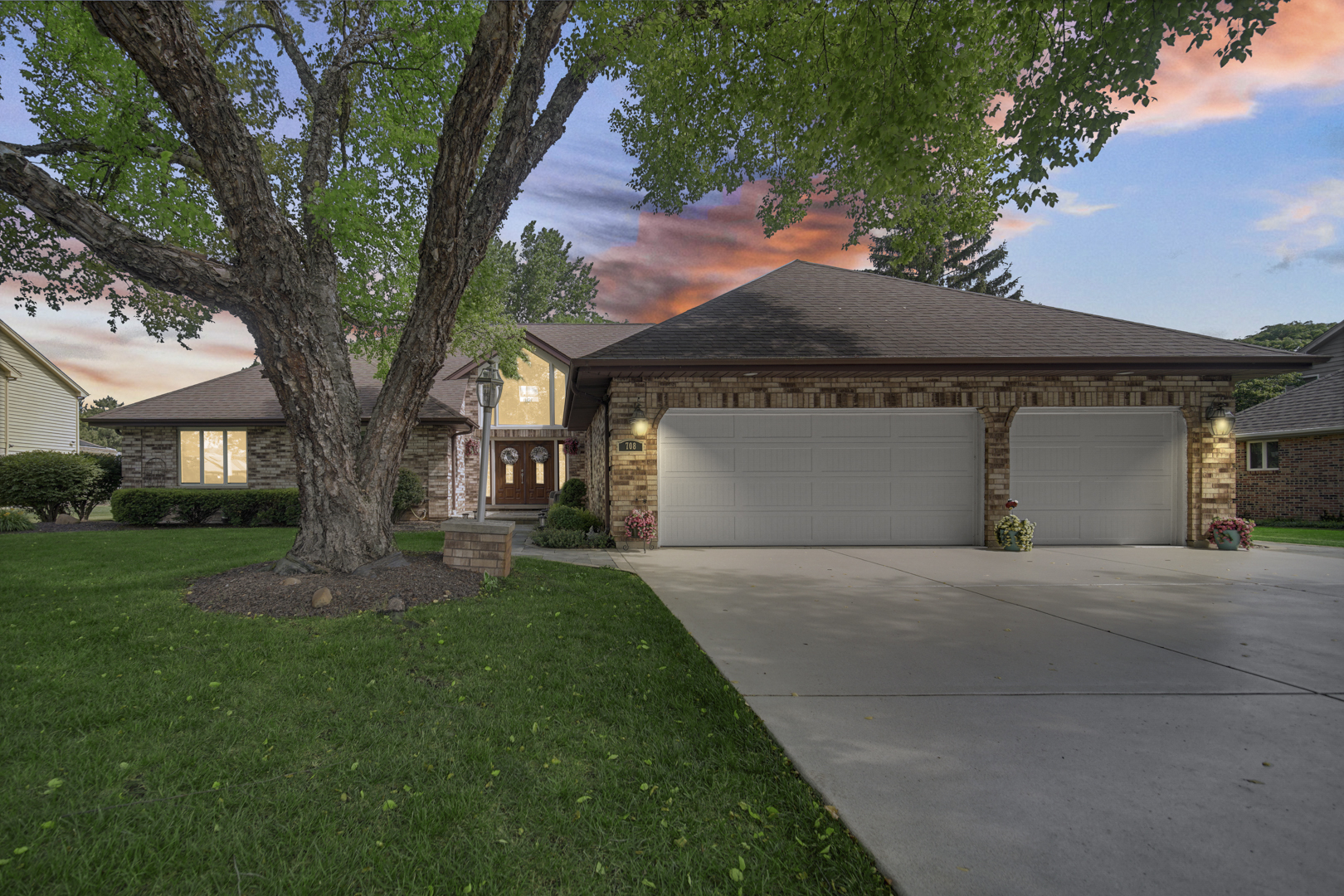 708 Galway Lane Property Photo 32