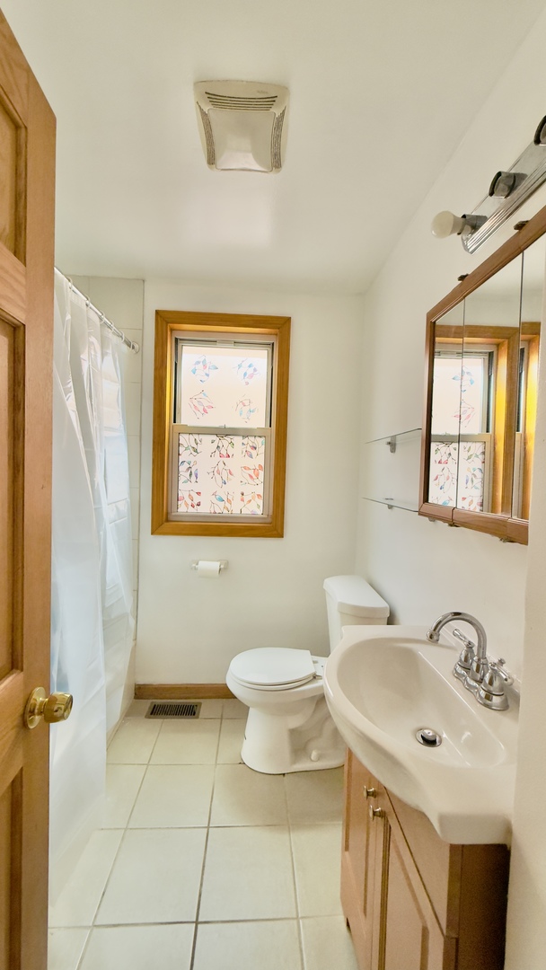 4024 S Artesian Avenue Property Photo 12