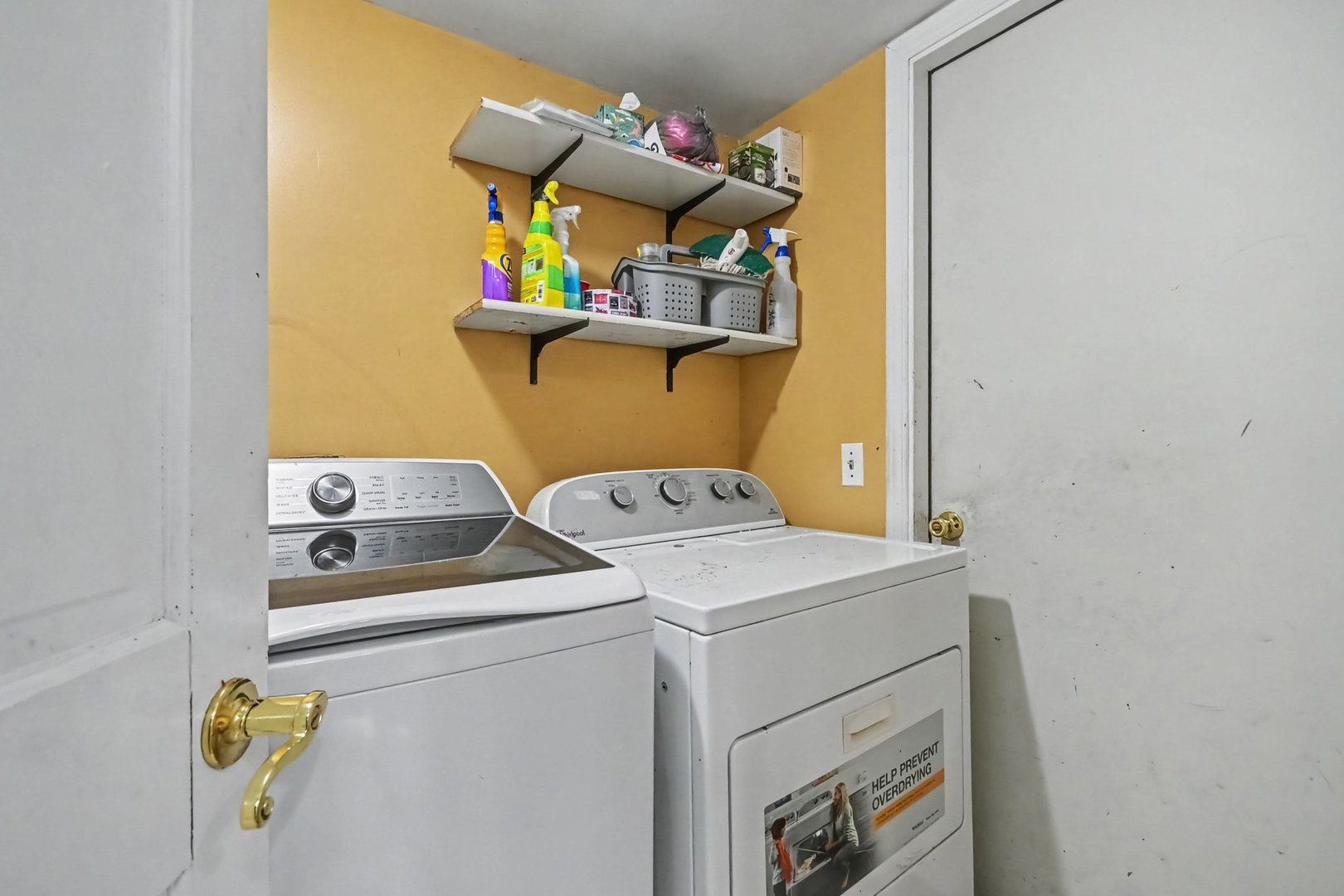 30w100 Maplewood Drive Property Photo 12