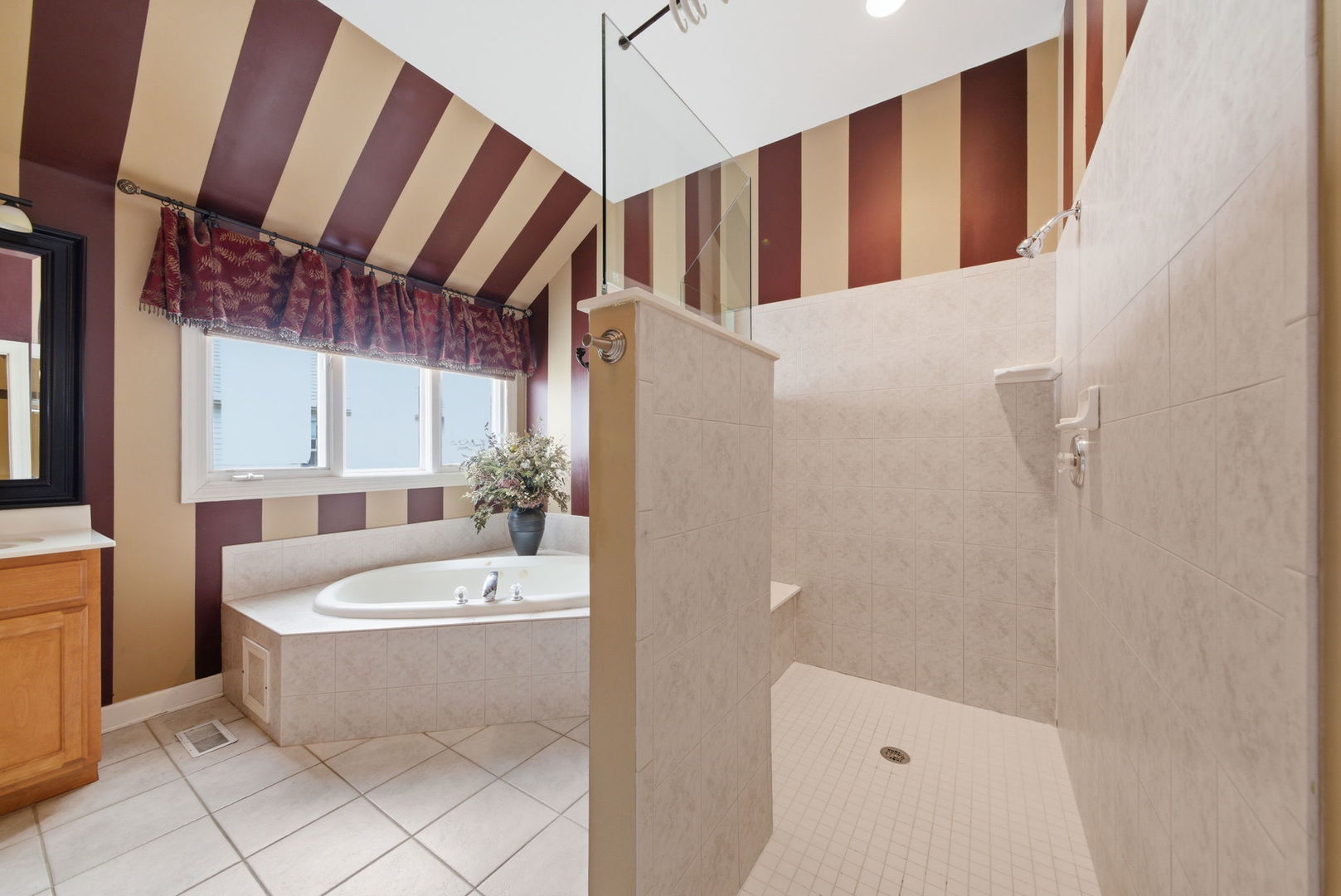 12758 Barrow Lane Property Photo 18