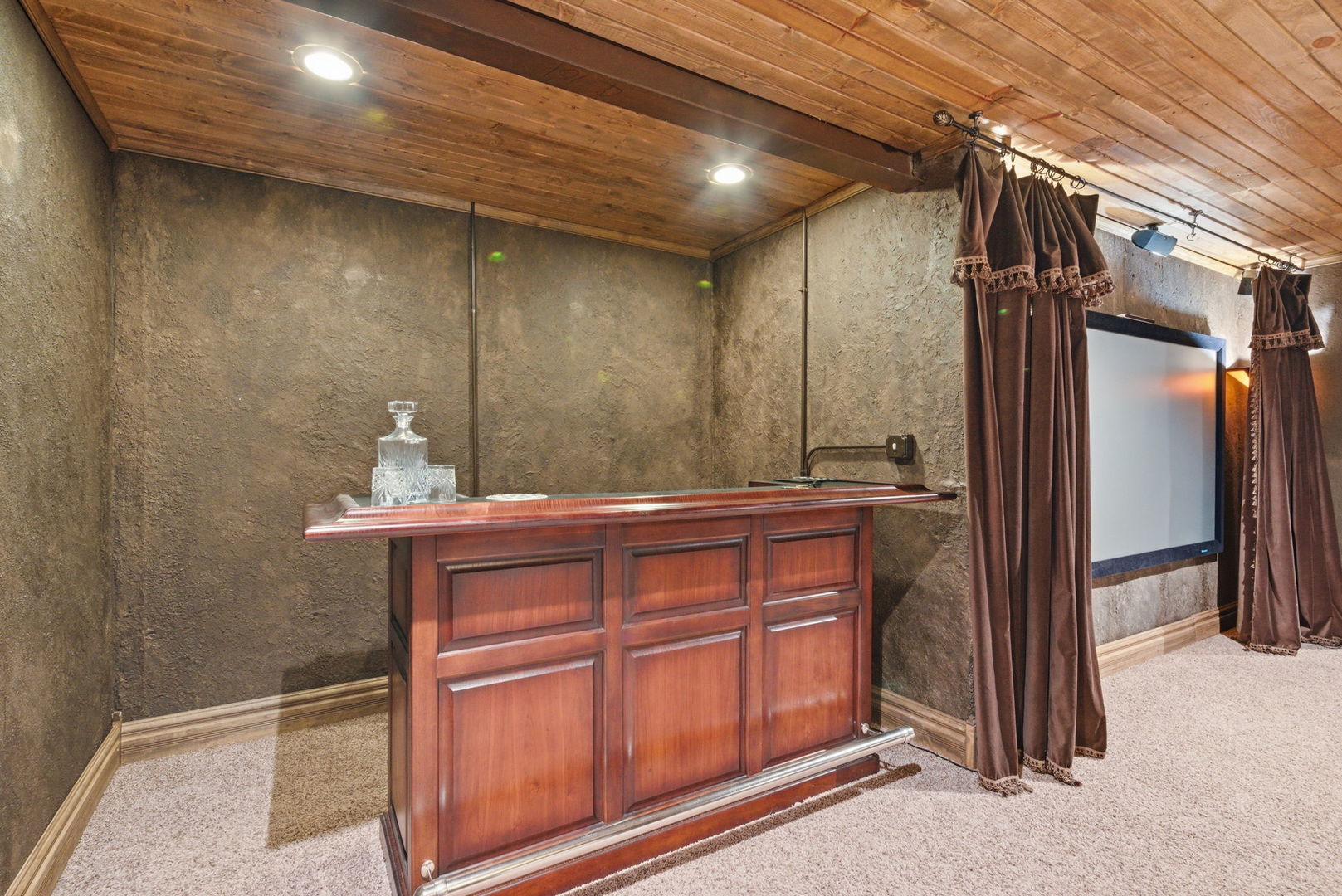 12758 Barrow Lane Property Photo 26