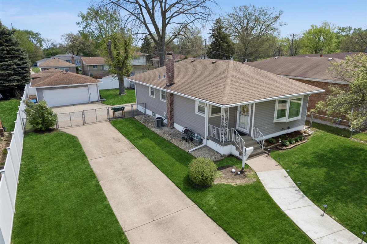 883 Buffalo Avenue Property Photo 1