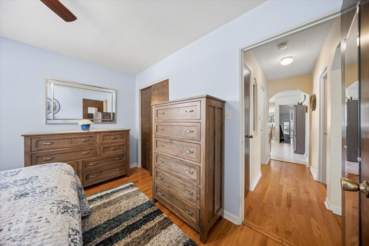 883 Buffalo Avenue Property Photo 10