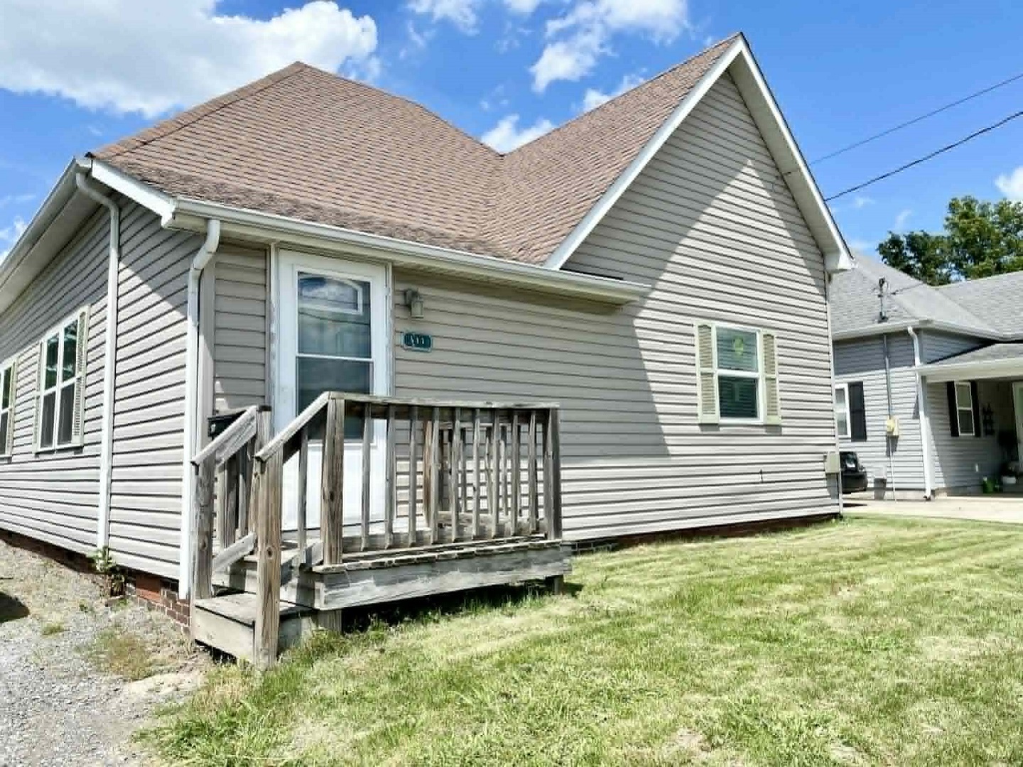 511 E Herrin Street Property Photo 1