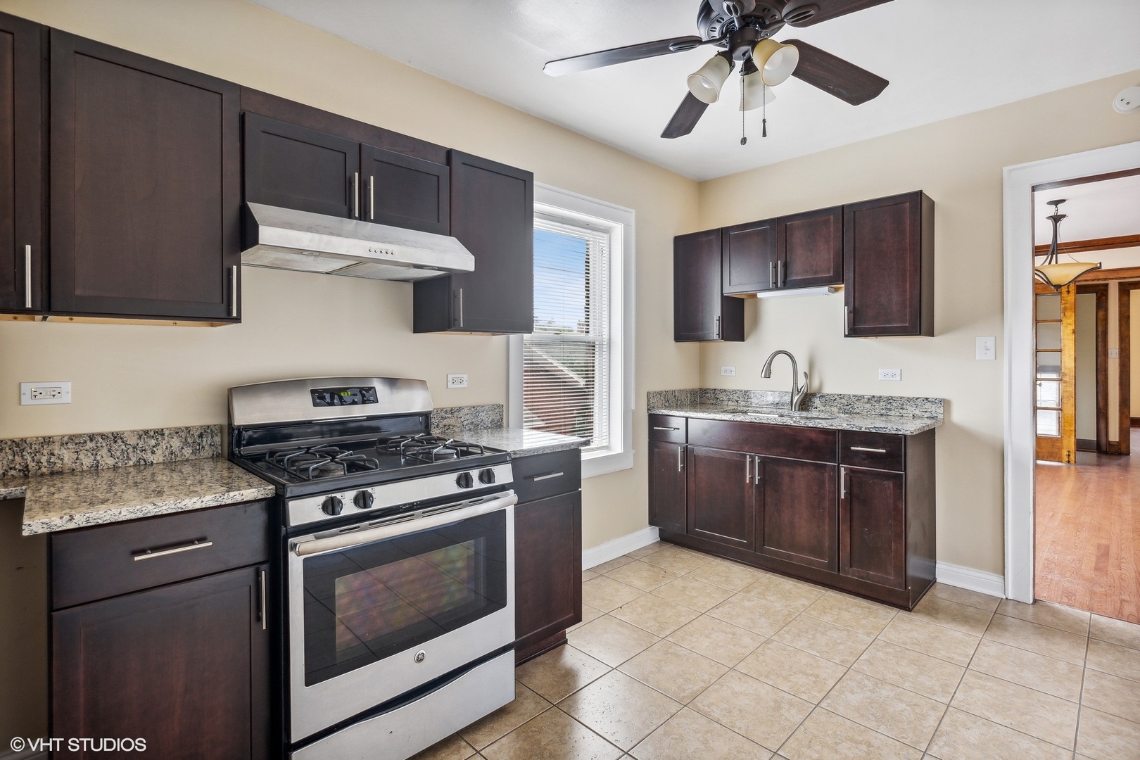 1522 N Austin Boulevard 2 Property Photo 9