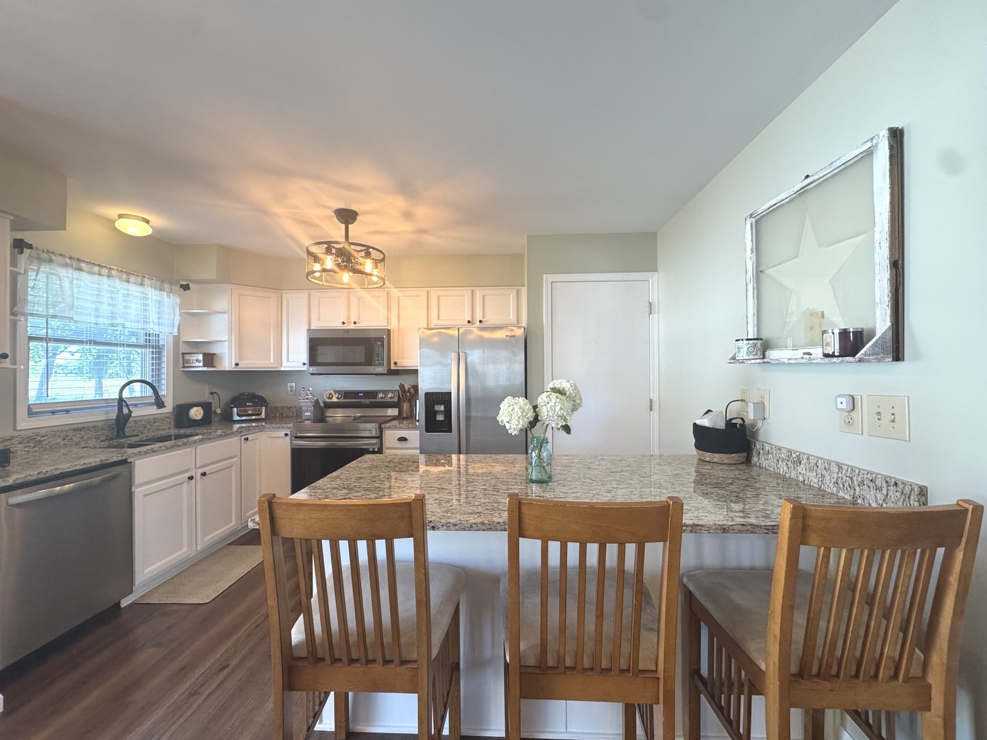 1626 Amhurst Way Property Photo 7
