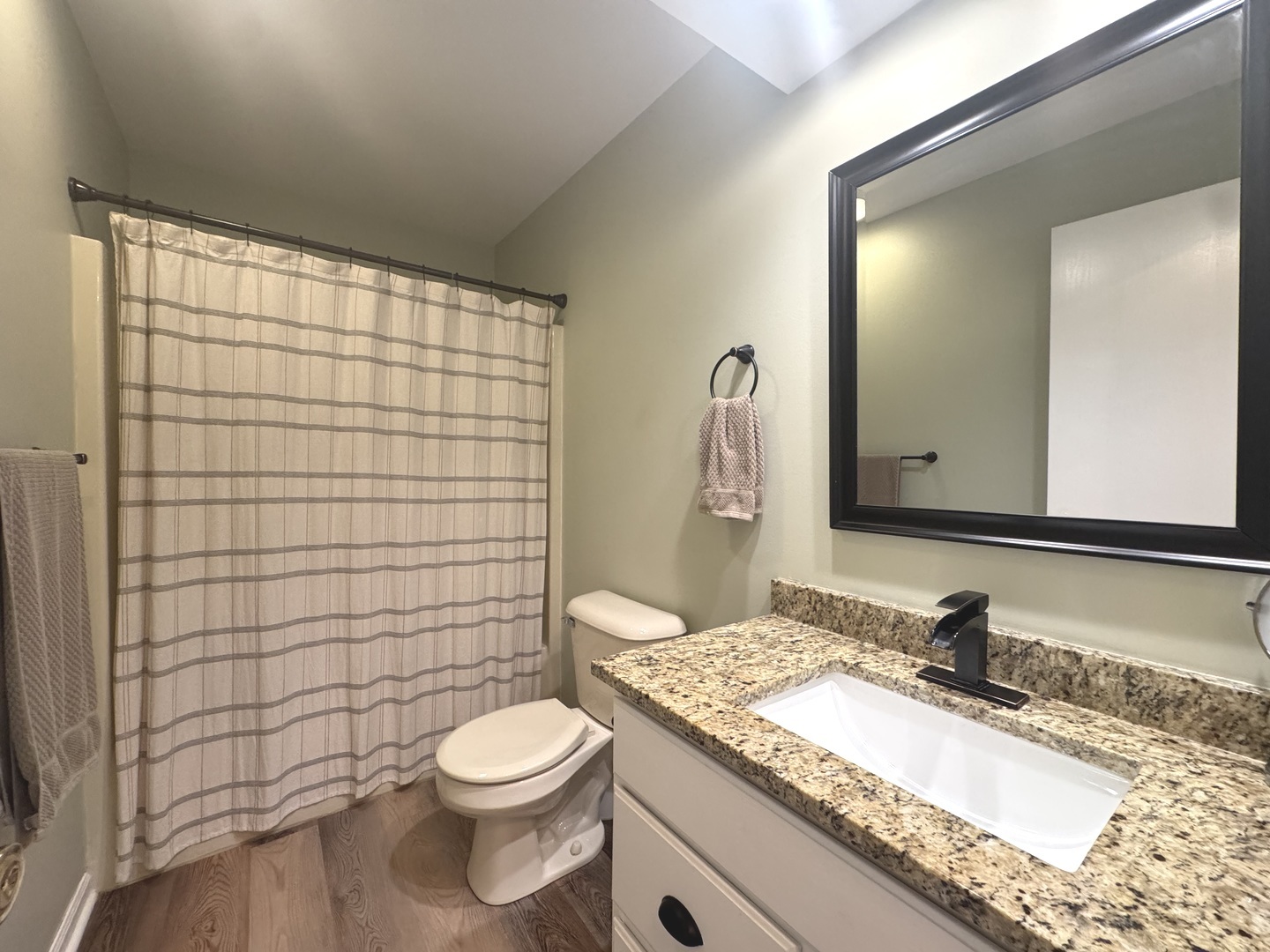 1626 Amhurst Way Property Photo 14