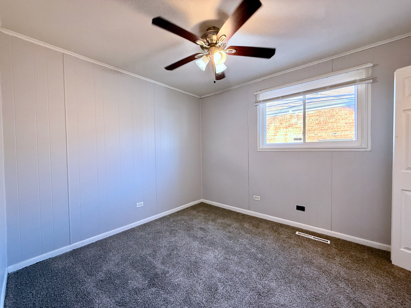 14525 Dobson Avenue Property Photo 8
