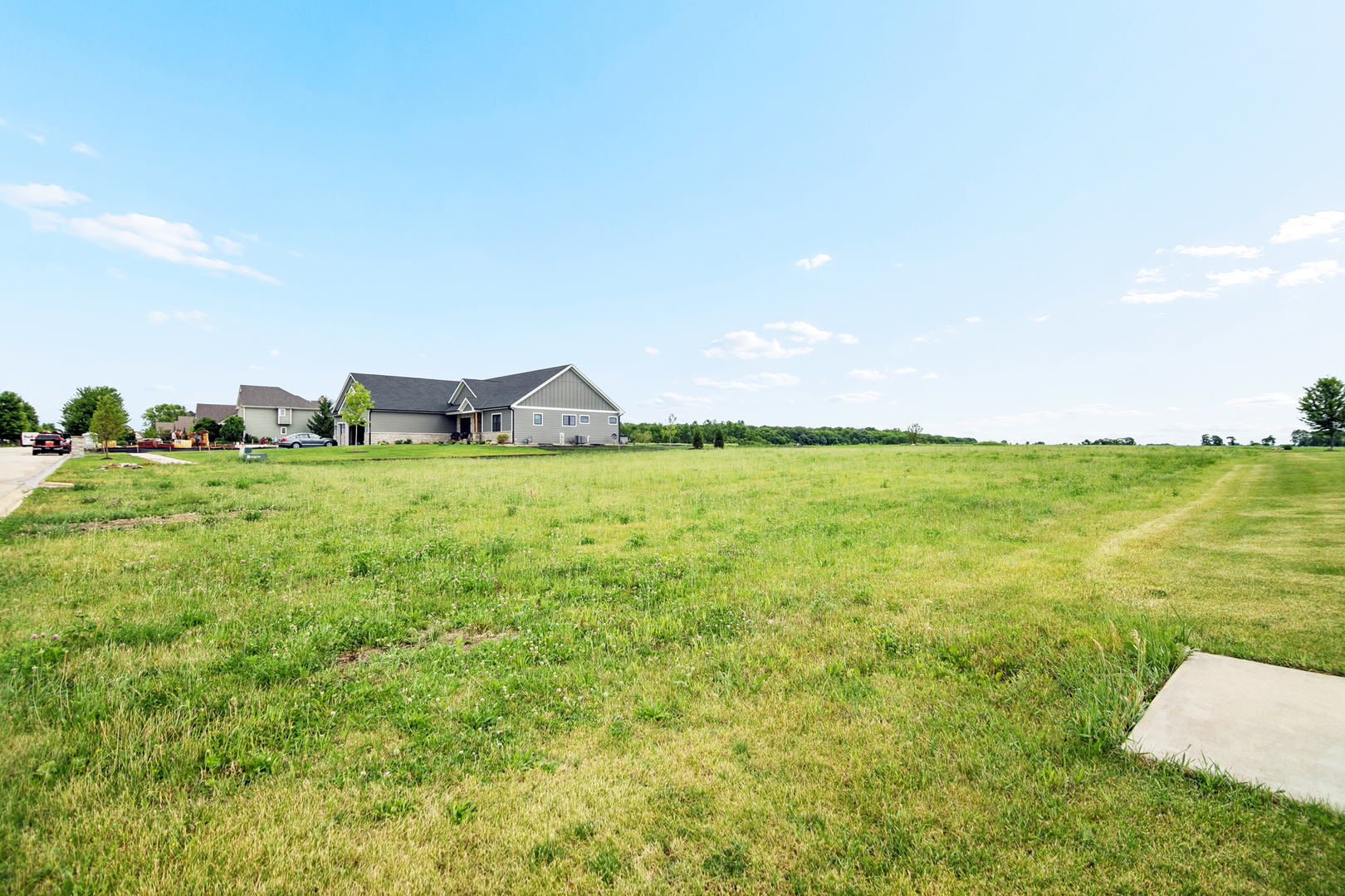 7802 Fairway Drive Property Photo 3