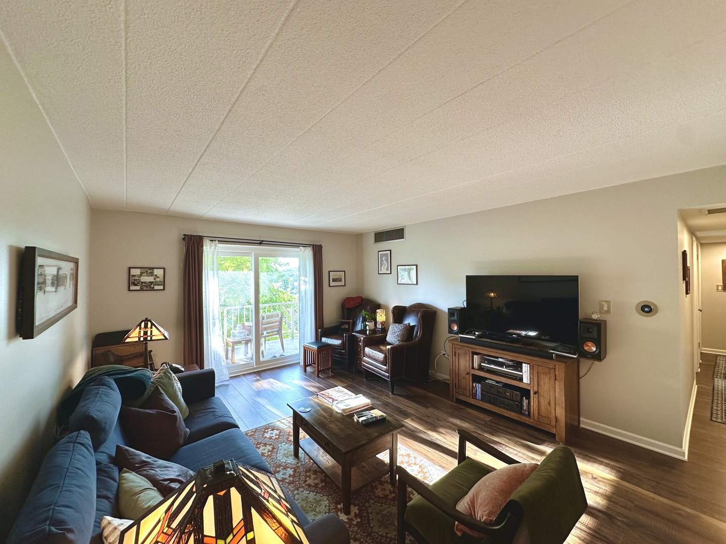 110 W Butterfield Road 310s Property Photo 2