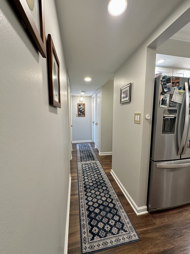110 W Butterfield Road 310s Property Photo 11