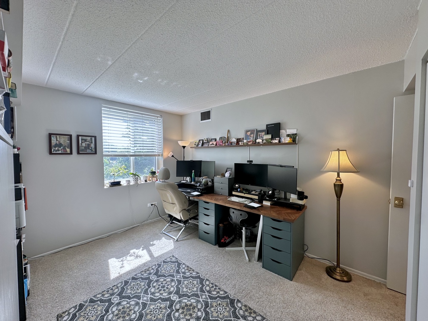 110 W Butterfield Road 310s Property Photo 18