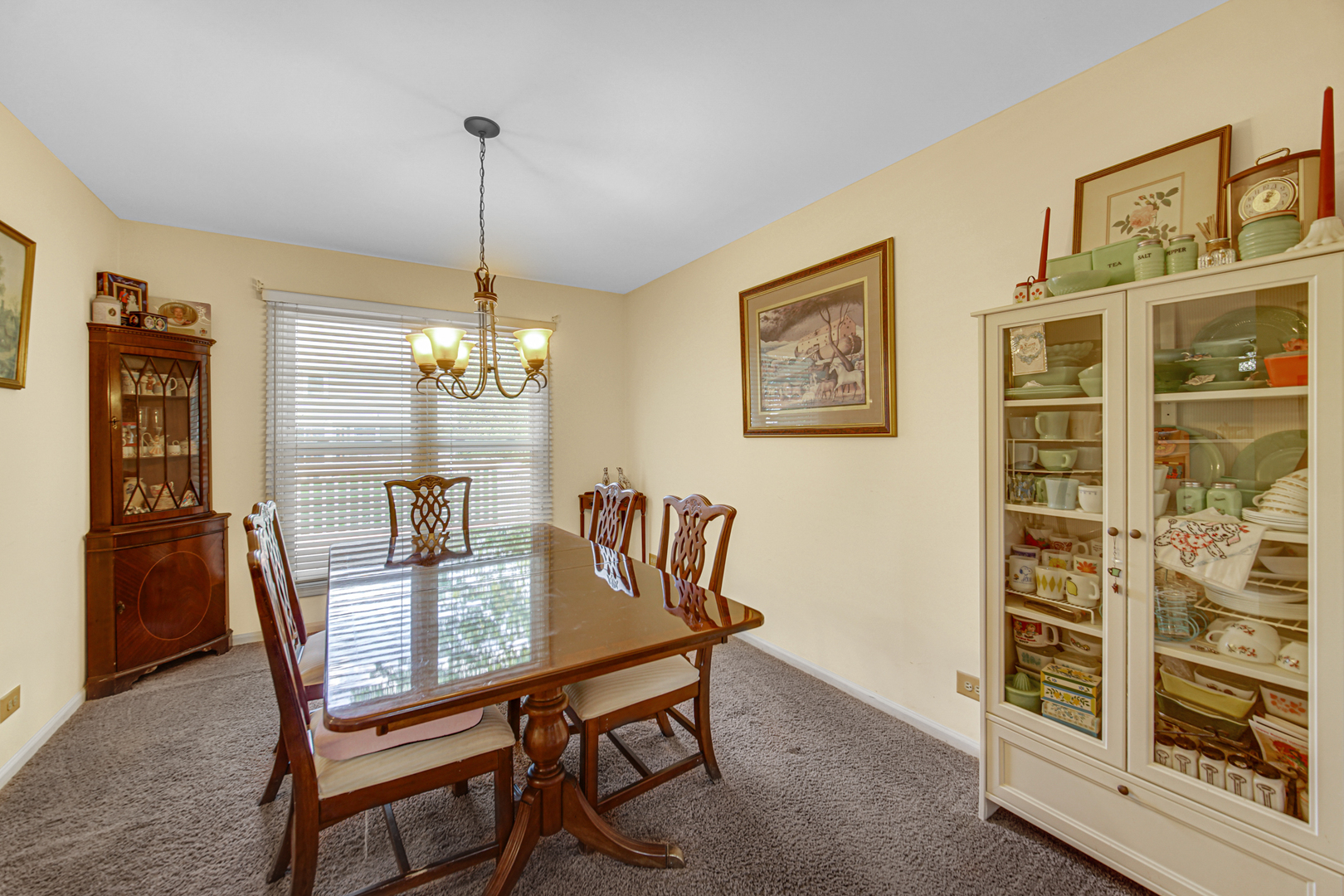 1940 Waverly Lane Property Photo 8