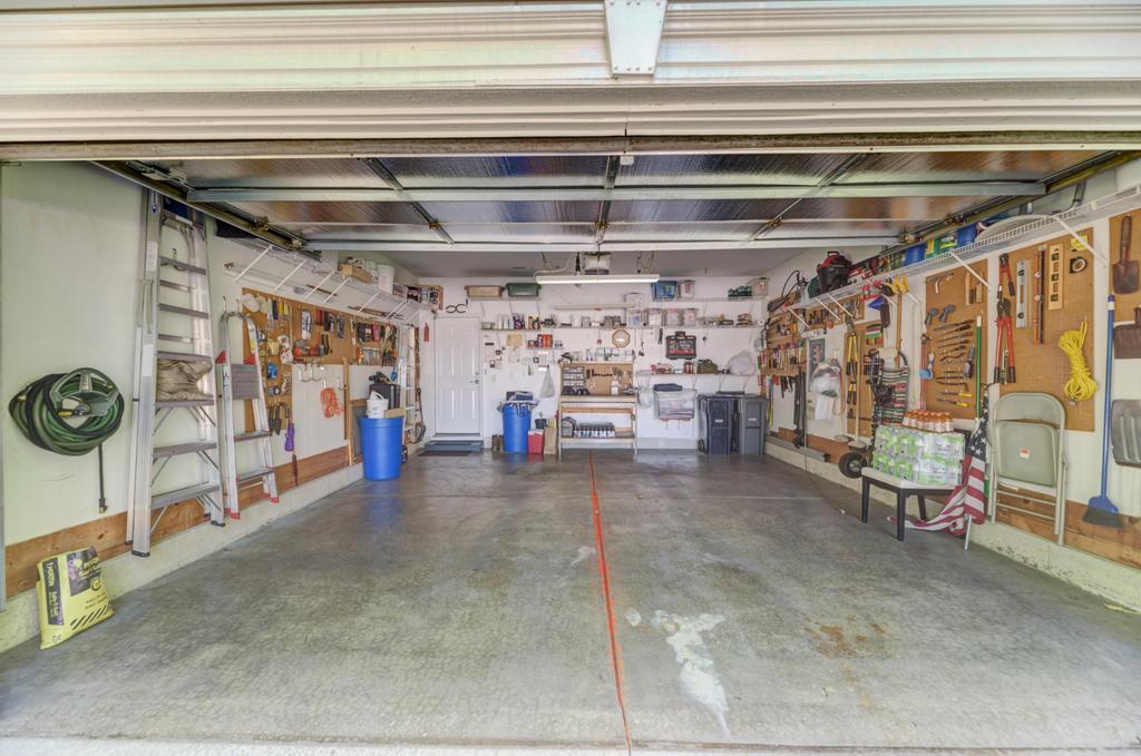 2886 Edgewater Drive Property Photo 27
