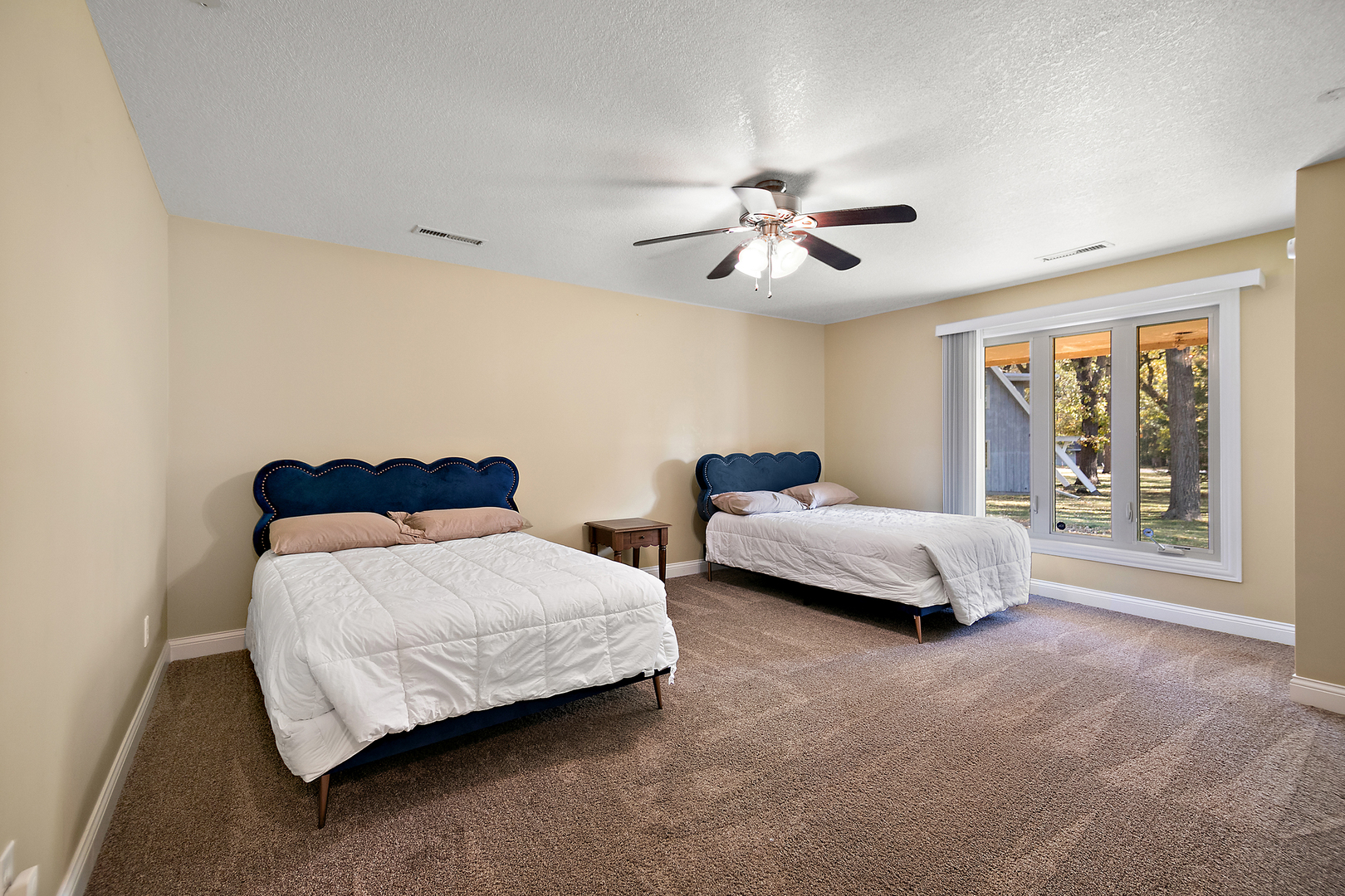1305 Oaktree Lane Property Photo 28