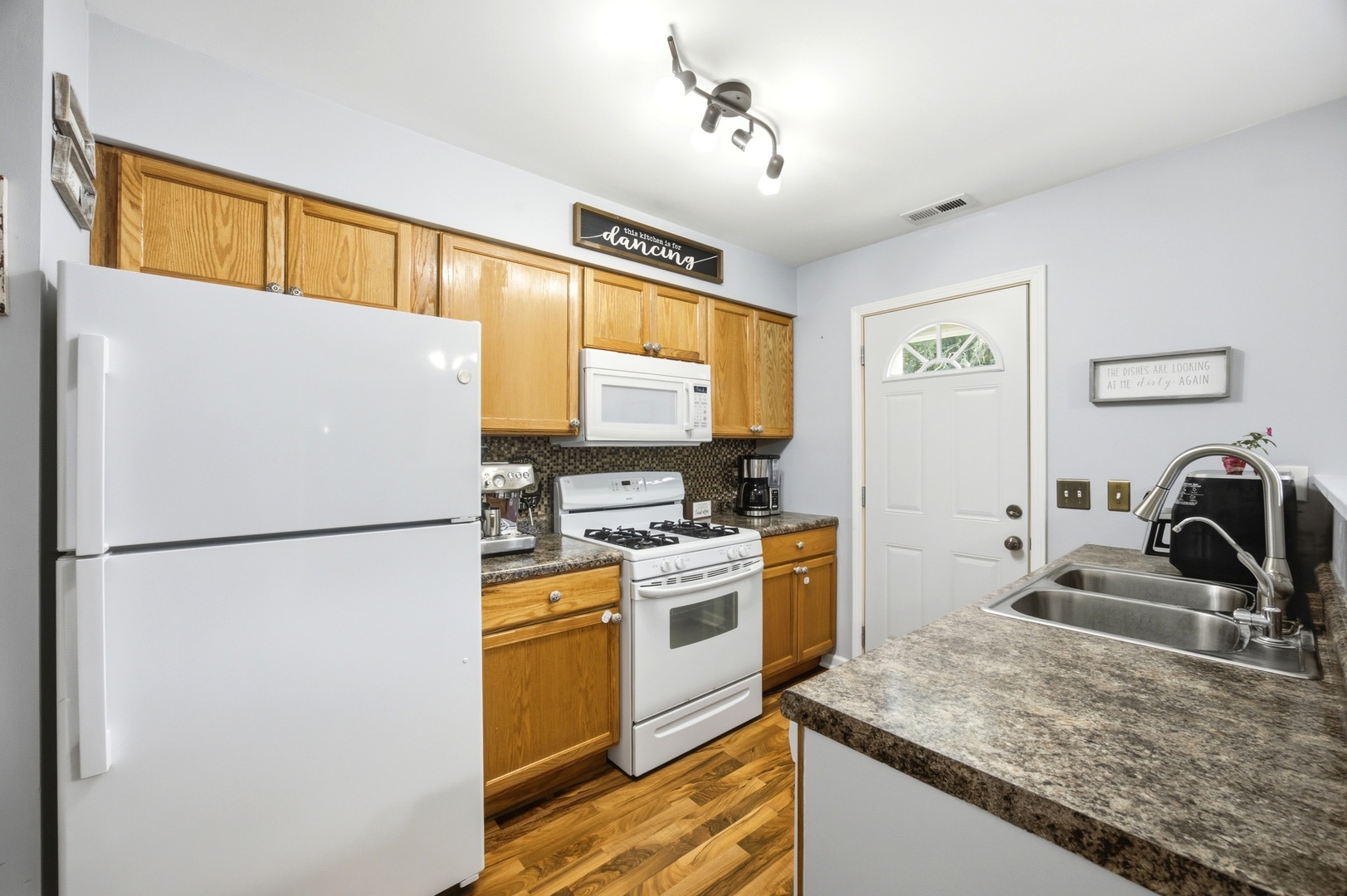 2440 Bridgewater Drive 2440 Property Photo 13