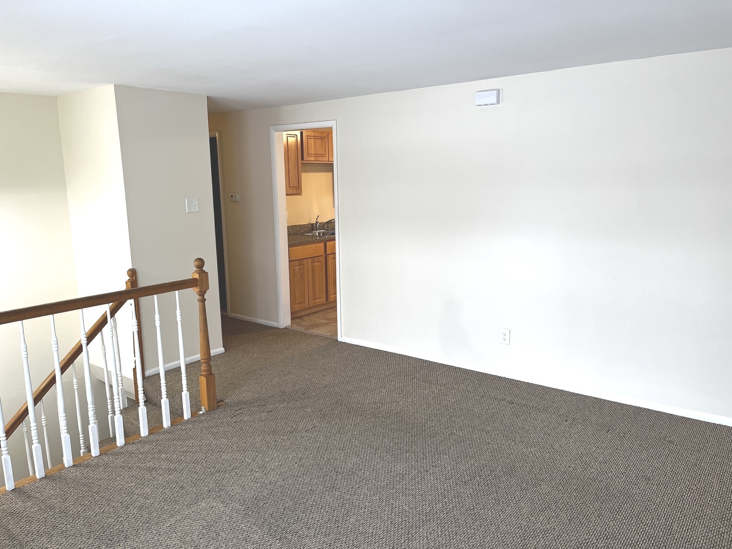 335 E Mulberry Drive Property Photo 2