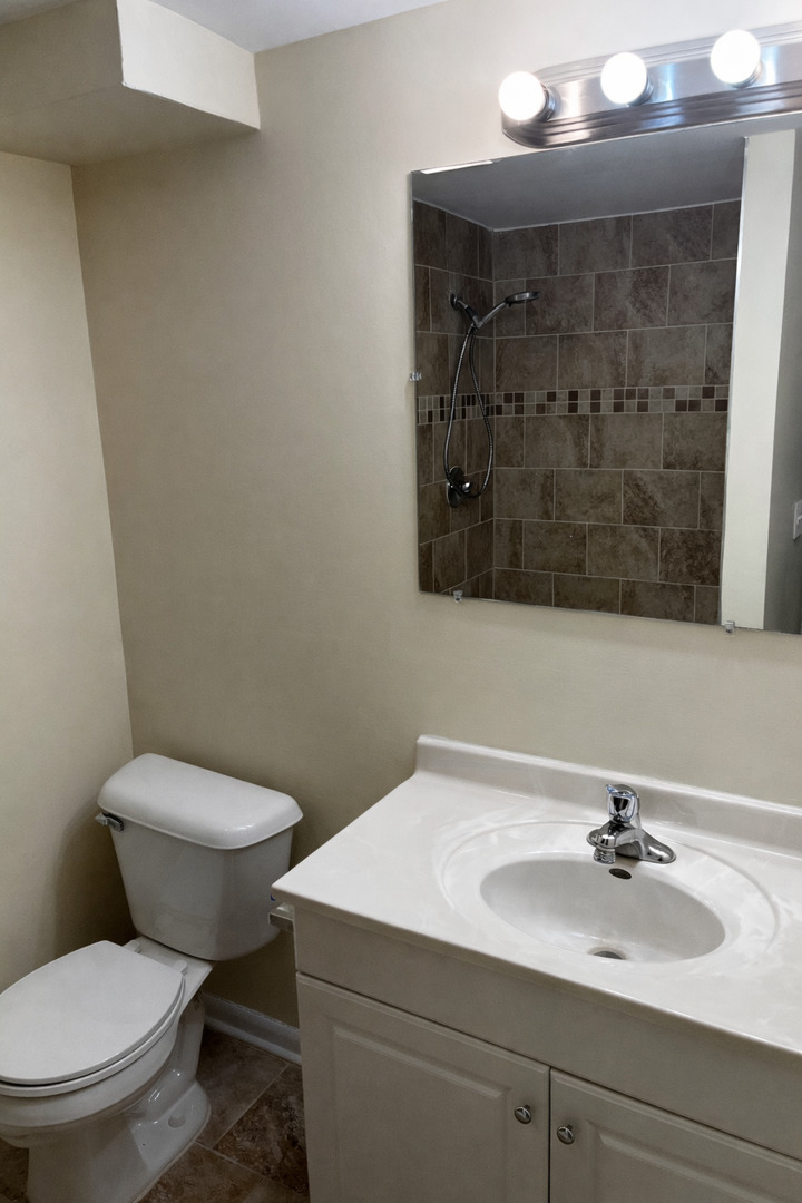 335 E Mulberry Drive Property Photo 11