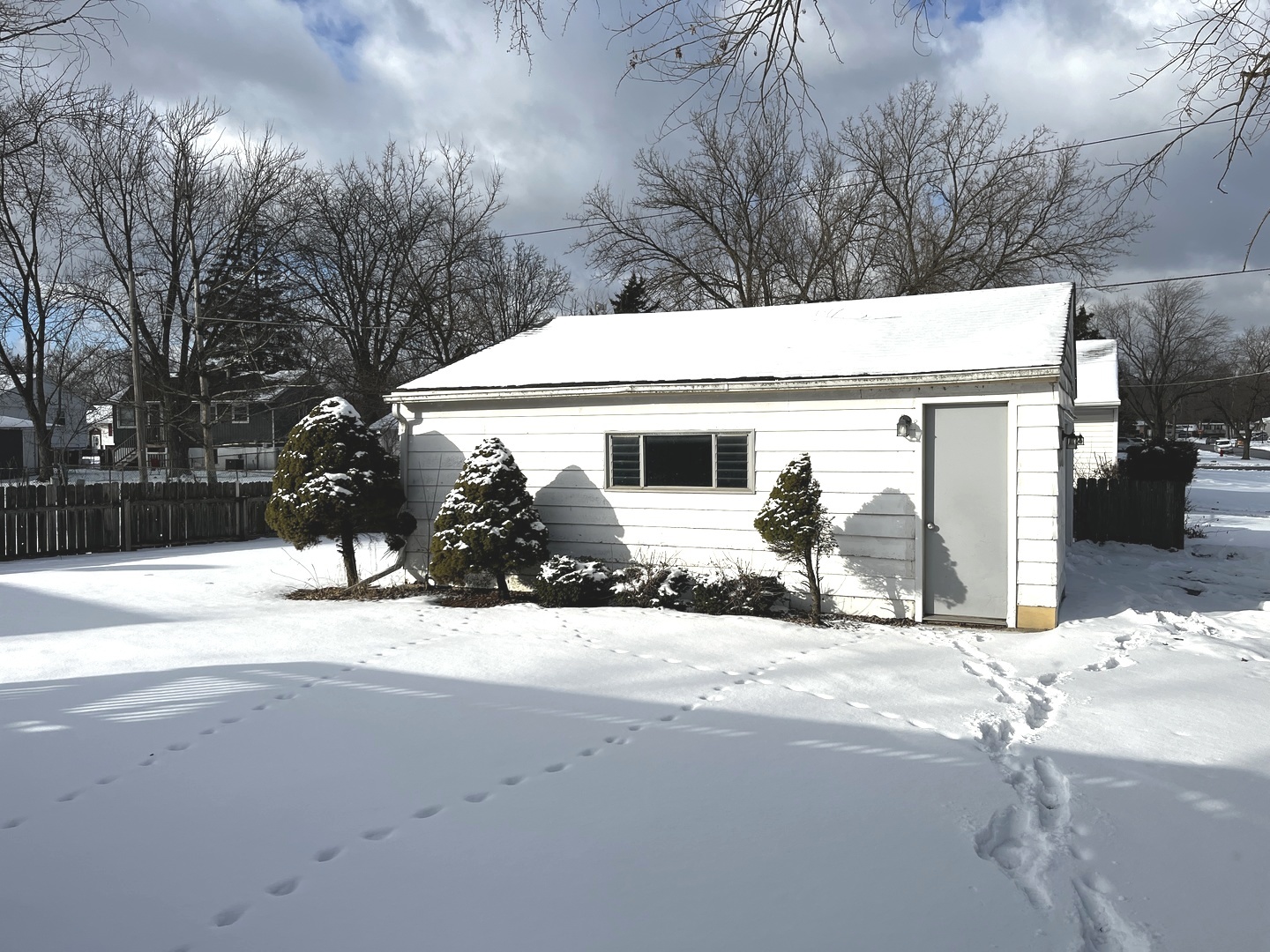 335 E Mulberry Drive Property Photo 15