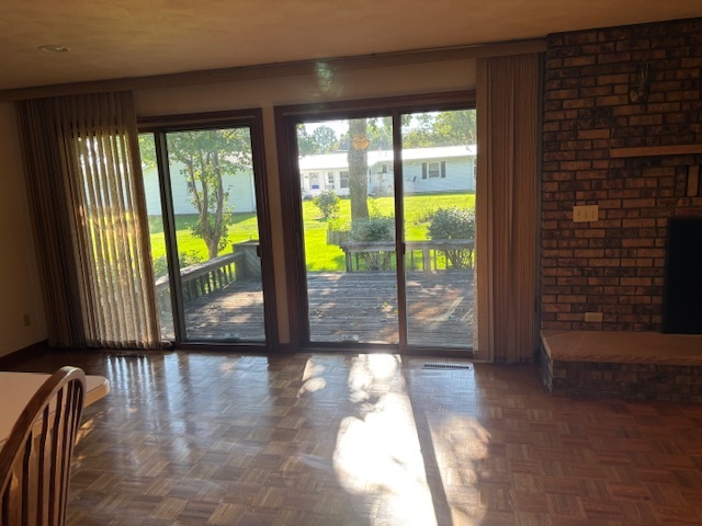 627 Shadycrest Drive Property Photo 11