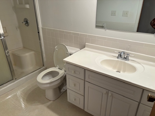 627 Shadycrest Drive Property Photo 18