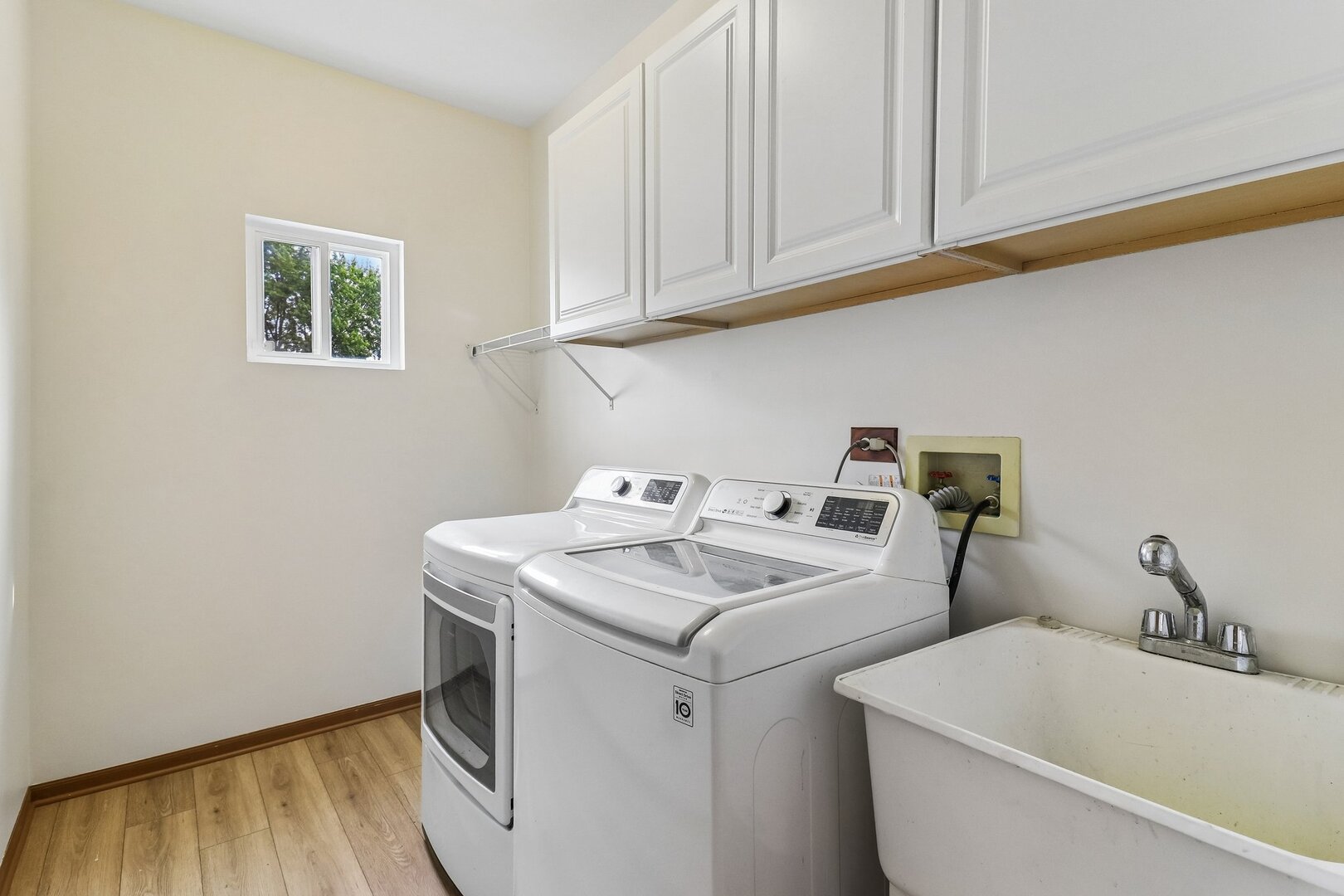 212 Mondovi Drive Property Photo 19