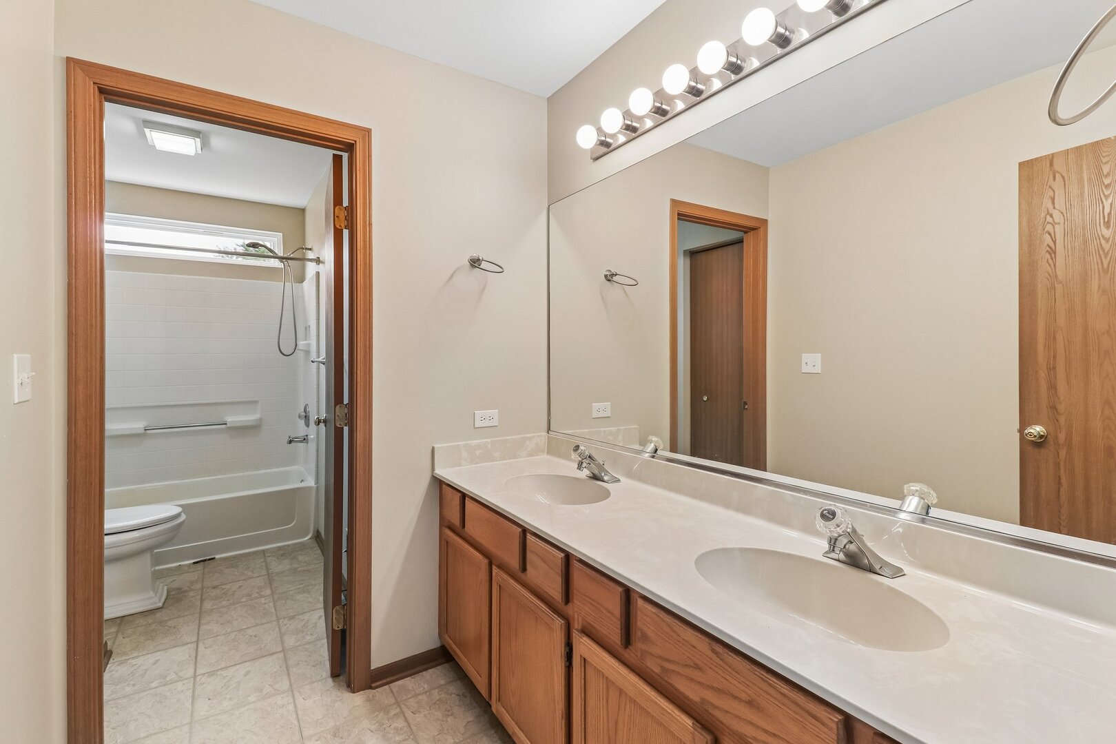 212 Mondovi Drive Property Photo 25