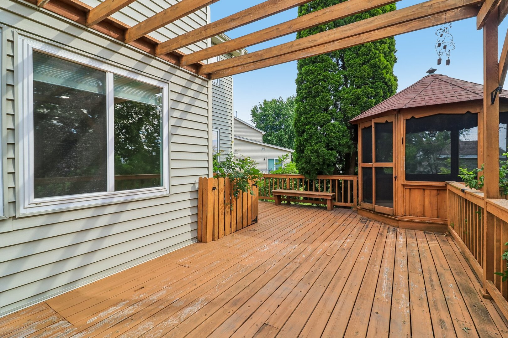 212 Mondovi Drive Property Photo 46