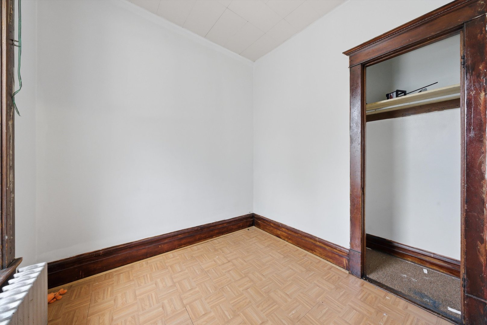 1627 N Washtenaw Avenue Property Photo 13