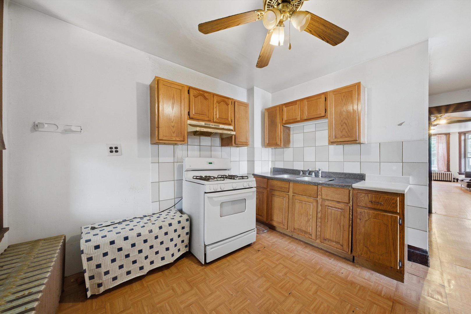 1627 N Washtenaw Avenue Property Photo 17
