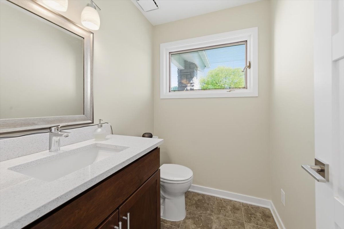 71 Oak Creek Drive Property Photo 27