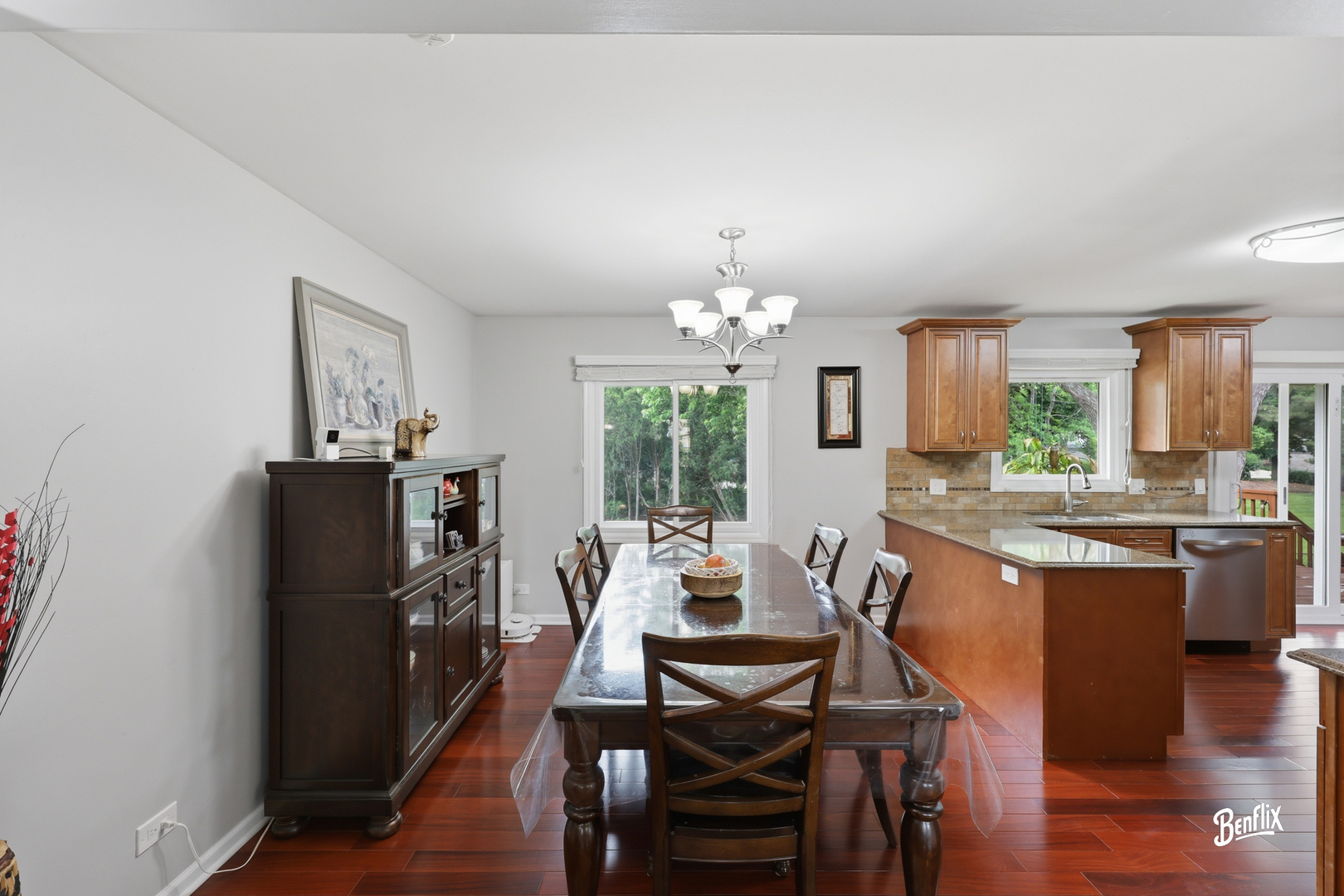 750 Dunhill Drive Property Photo 4