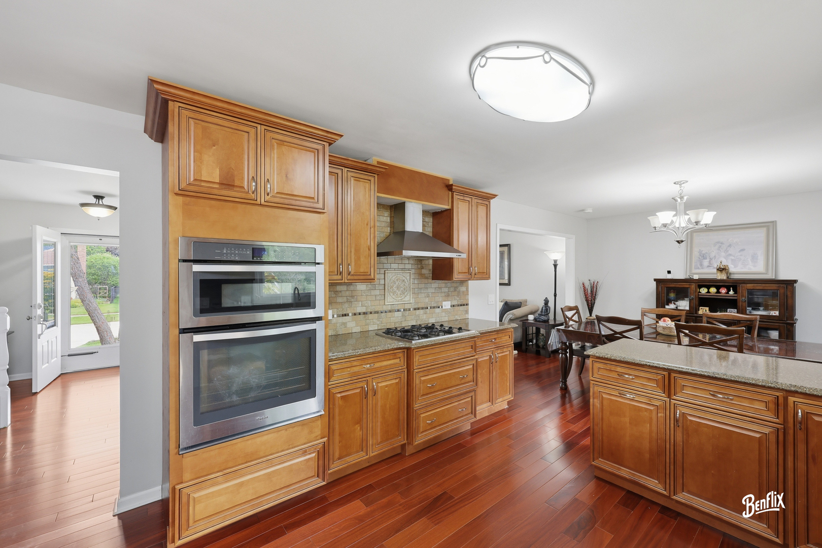 750 Dunhill Drive Property Photo 6
