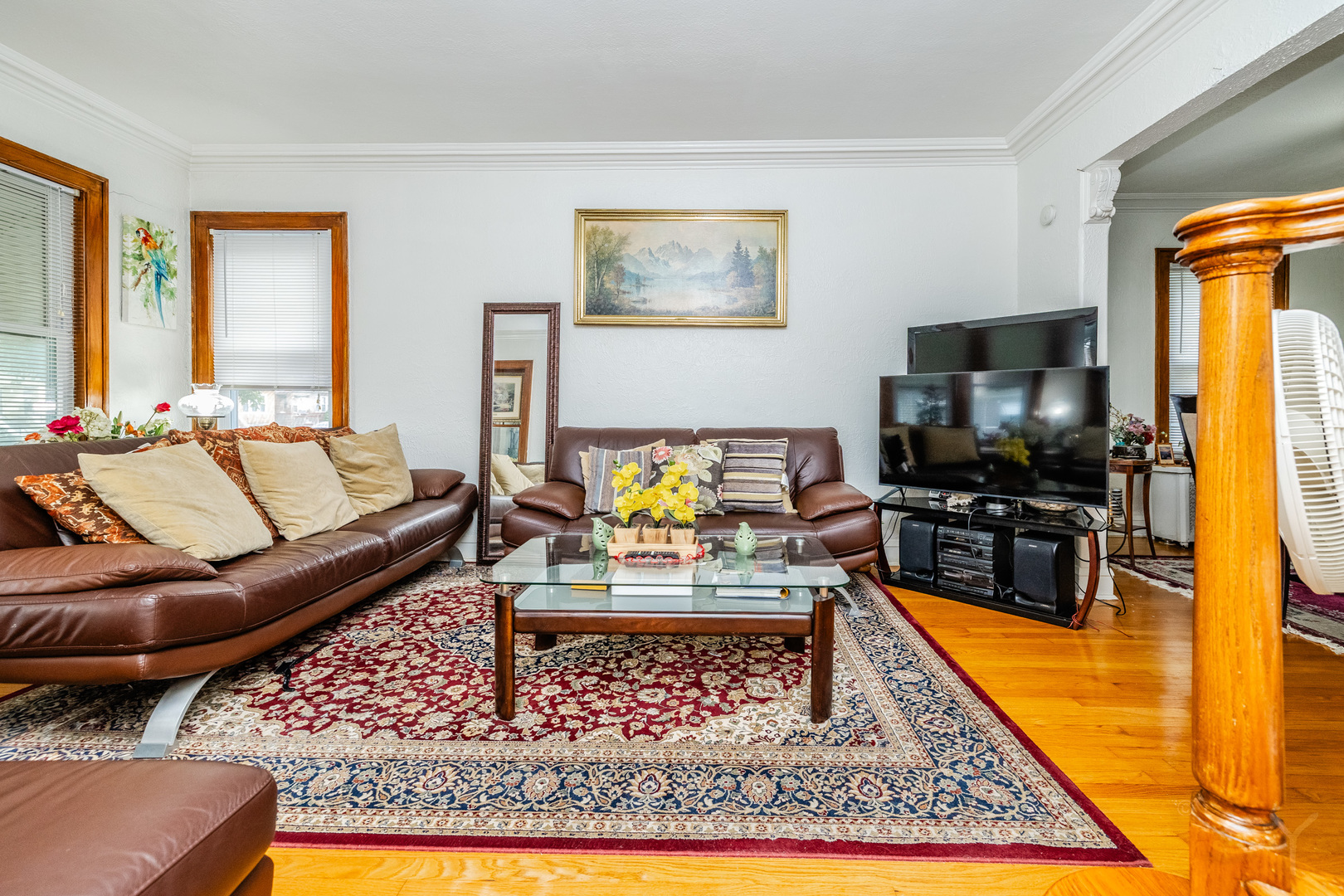 2559 N Parkside Avenue Property Photo 3