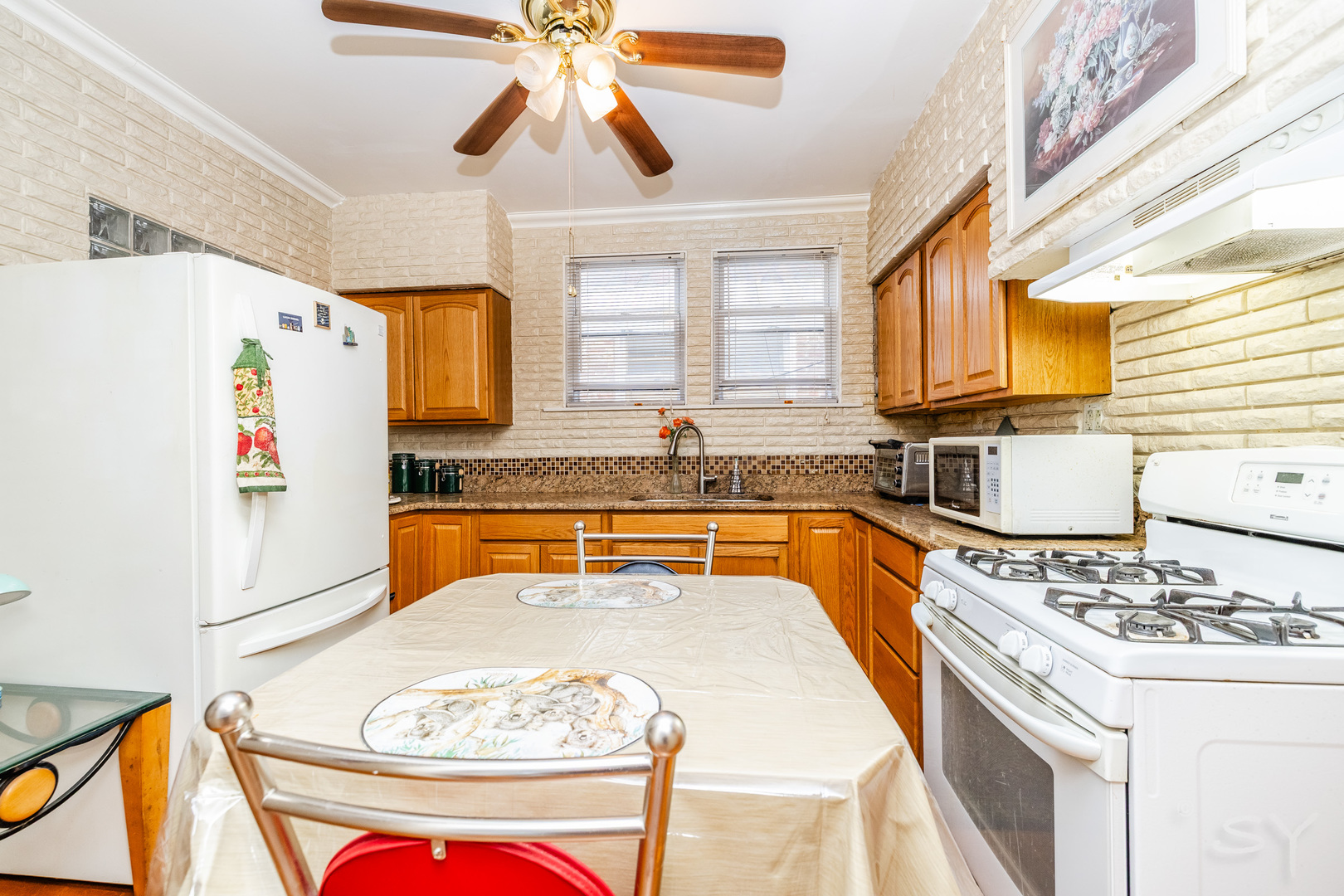 2559 N Parkside Avenue Property Photo 10