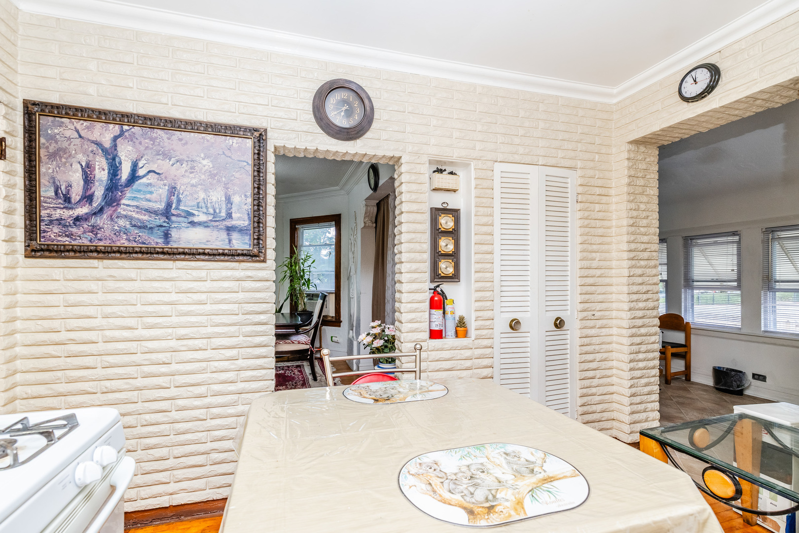 2559 N Parkside Avenue Property Photo 12