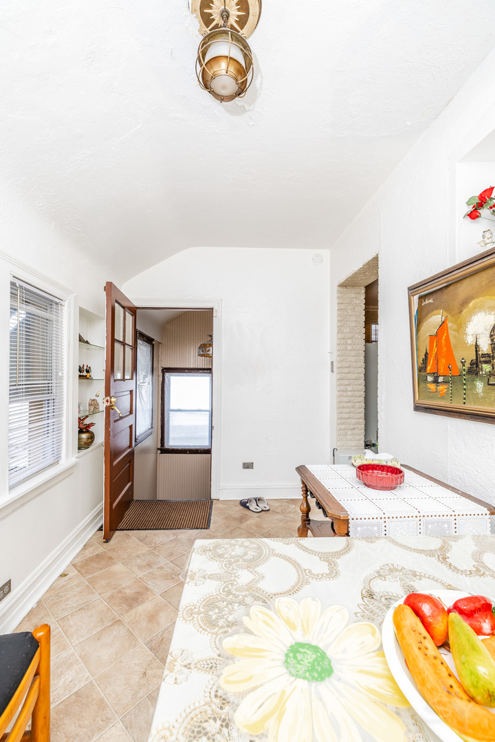 2559 N Parkside Avenue Property Photo 14