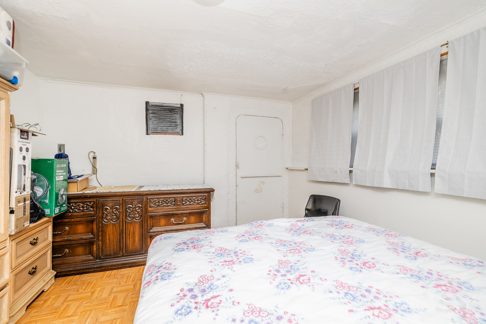 2559 N Parkside Avenue Property Photo 21