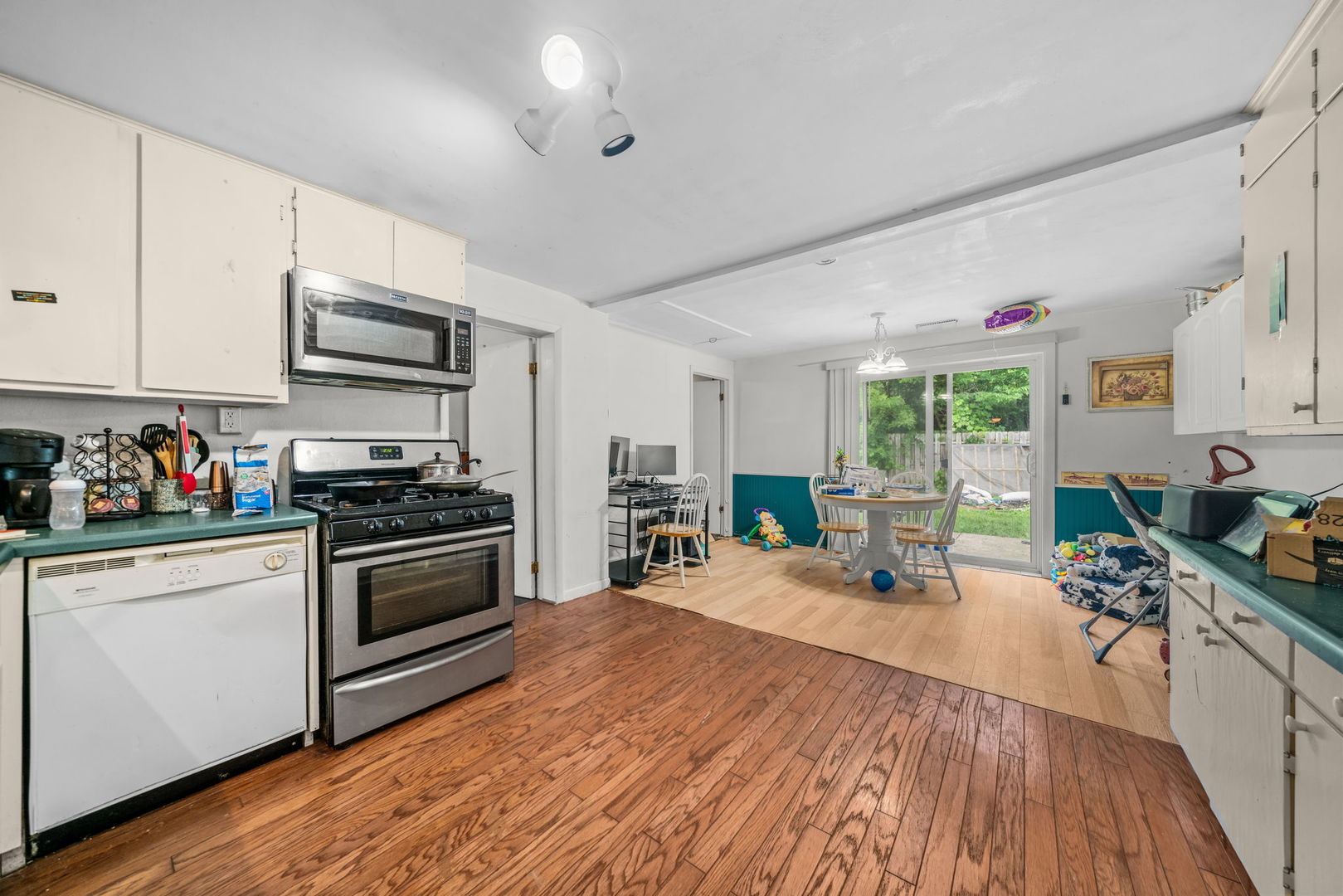 641 Northwestern Avenue Property Photo 15