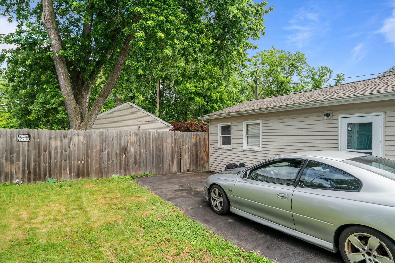 641 Northwestern Avenue Property Photo 25