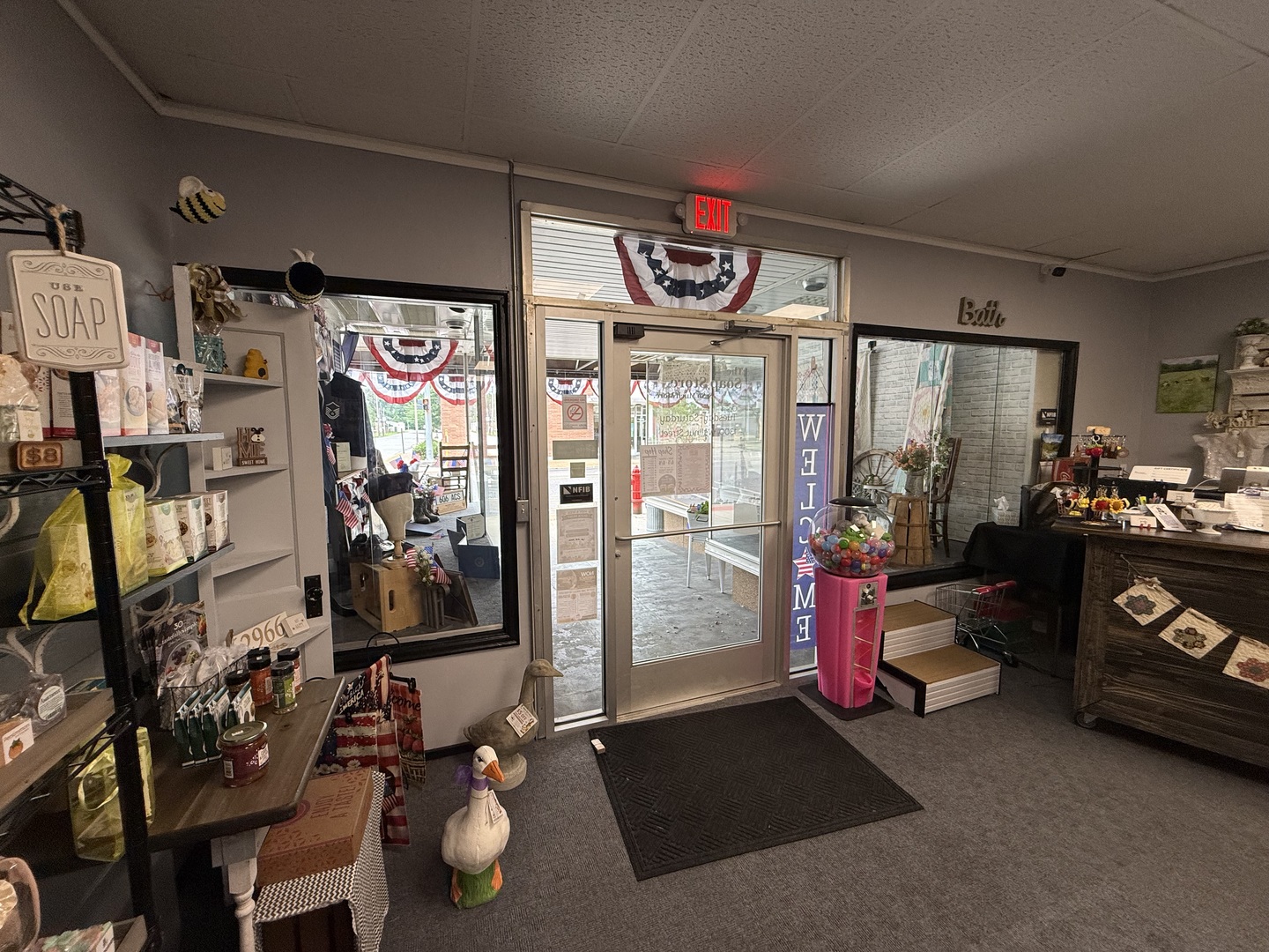1302 & 1306 Walnut Street Property Photo 44