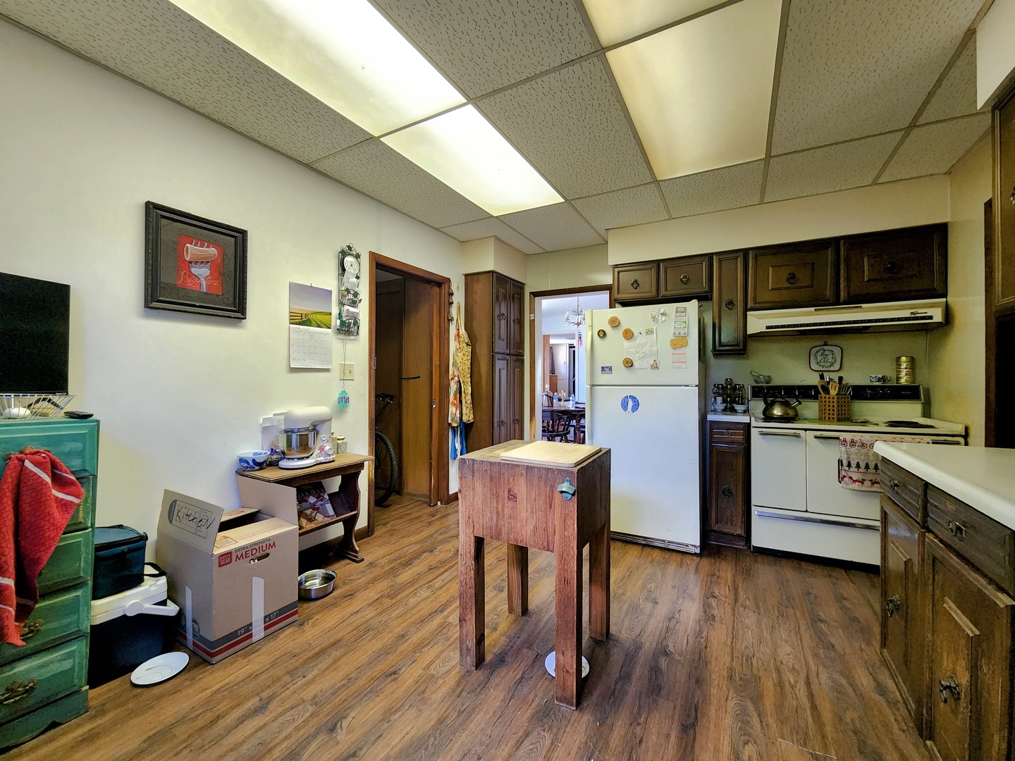 909 E Main Street Property Photo 13